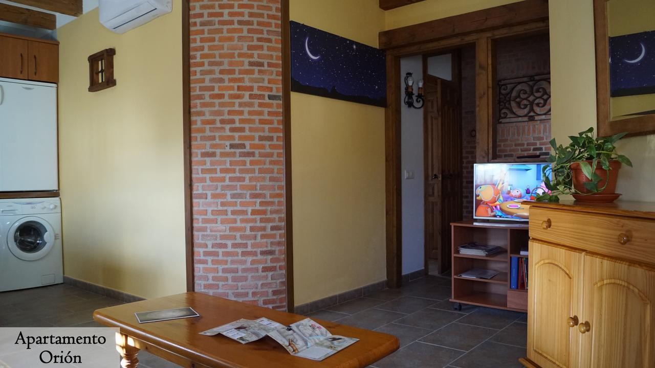 Apartamentos Estrellas de Monfragüe Torrejón el Rubio Exterior foto