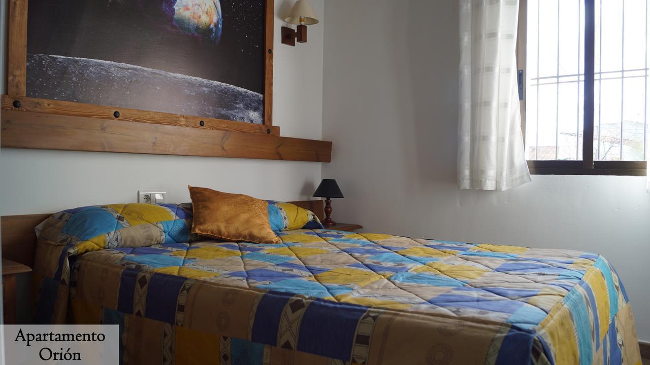 Apartamentos Estrellas de Monfragüe Torrejón el Rubio Exterior foto